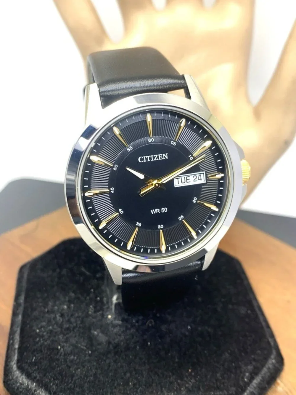 Citizen men watch